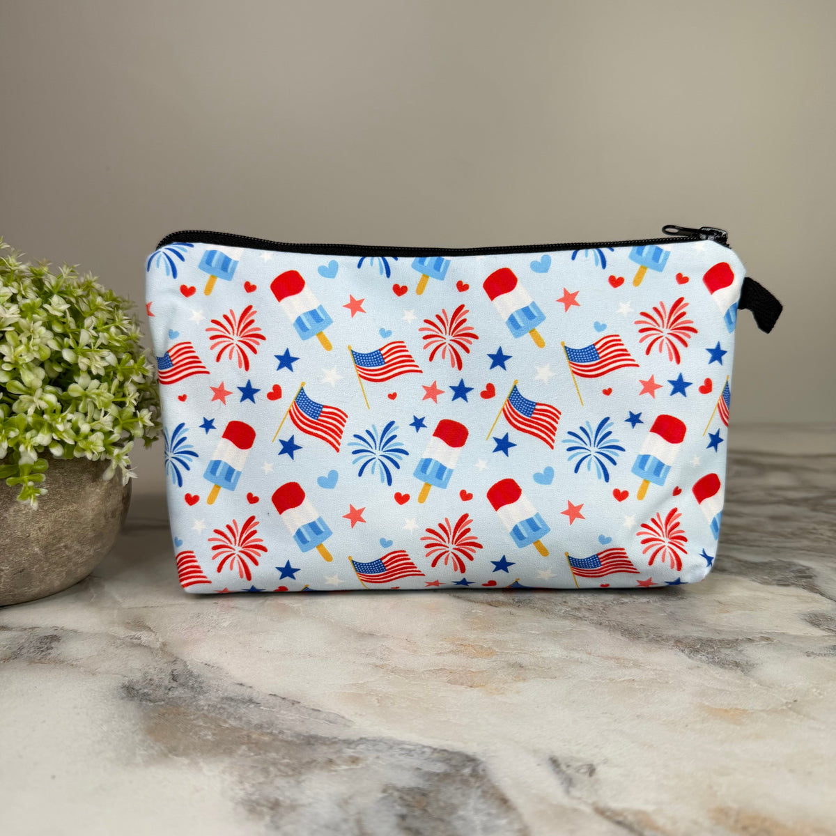 Pouch - America, Flag Fireworks
