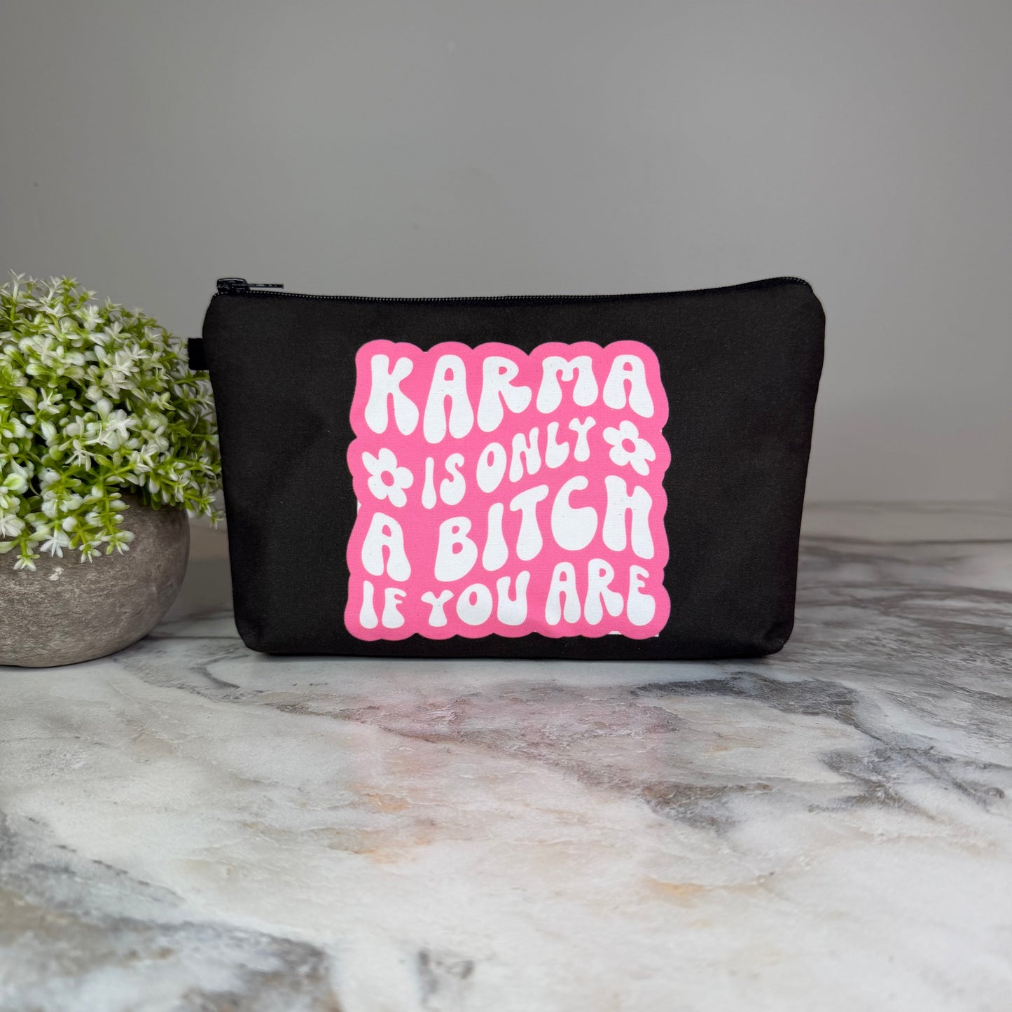 Pouch - Humor Adult, Karma Bitch